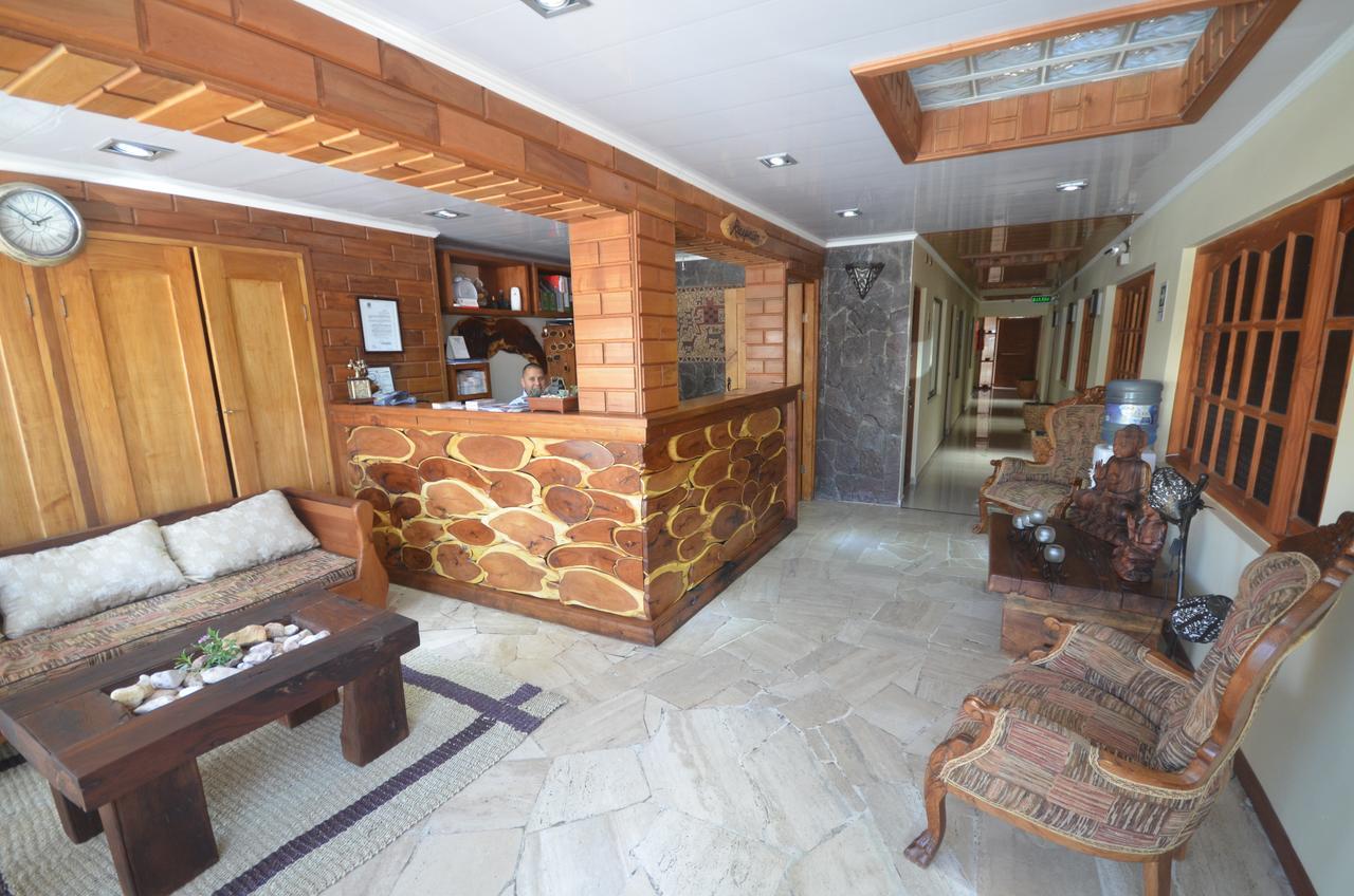 Hotel Rustico Calama Bagian luar foto