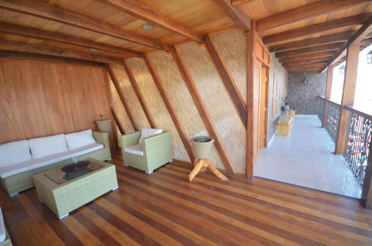 Hotel Rustico Calama Bagian luar foto
