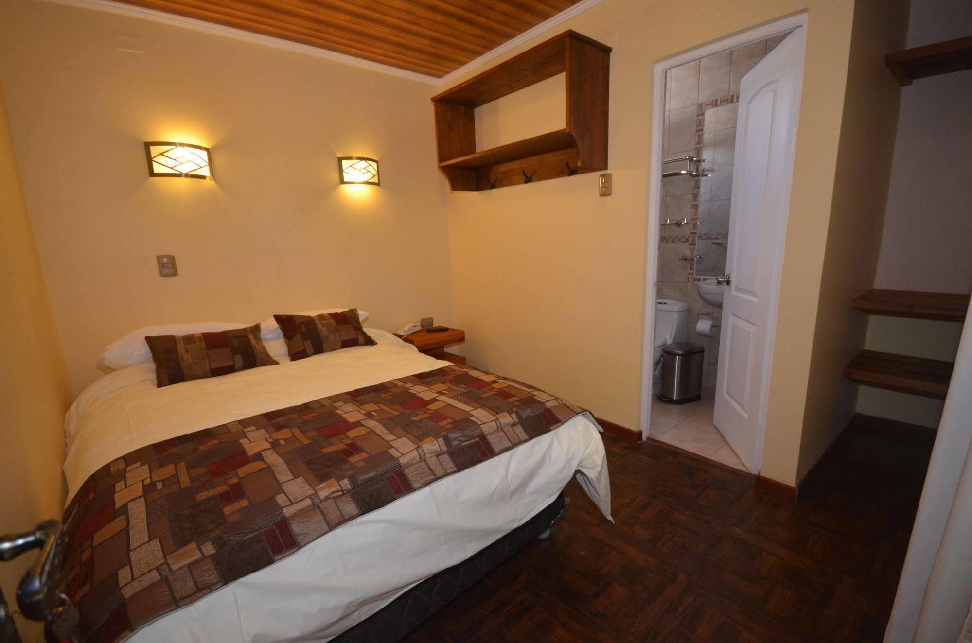 Hotel Rustico Calama Bagian luar foto