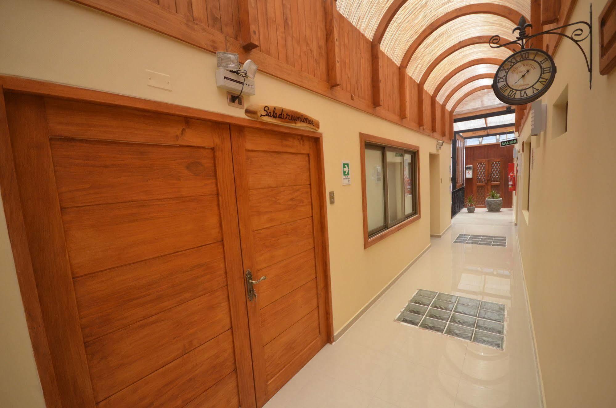 Hotel Rustico Calama Bagian luar foto